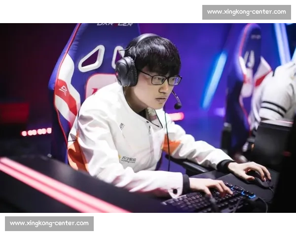 爆款电竞MV来袭，热血召唤师们能否迎来新篇章！